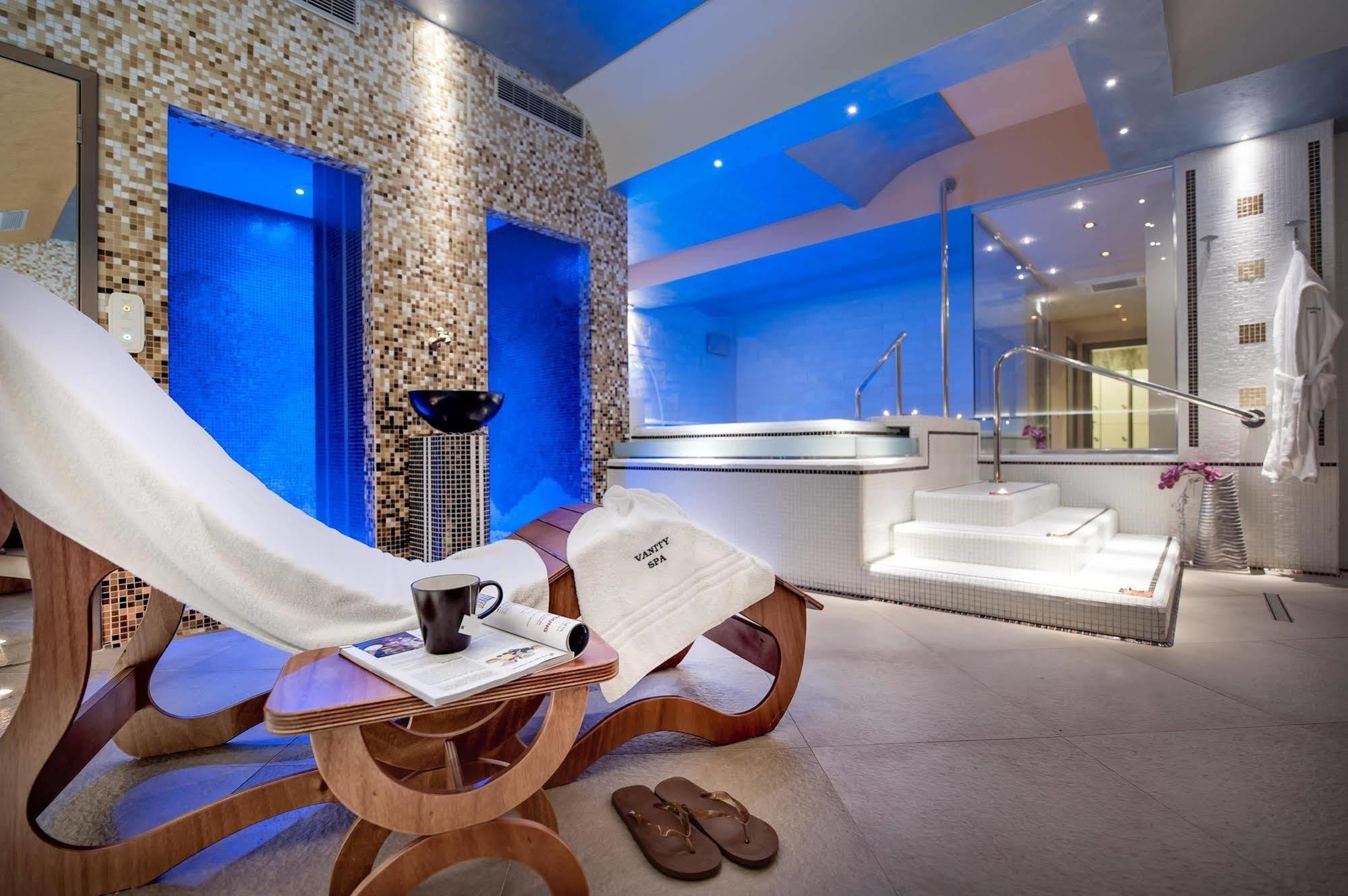 Vanity Spa Balestrate Exterior photo